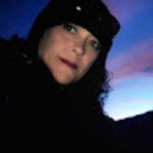 Meet your Posher, Angelia